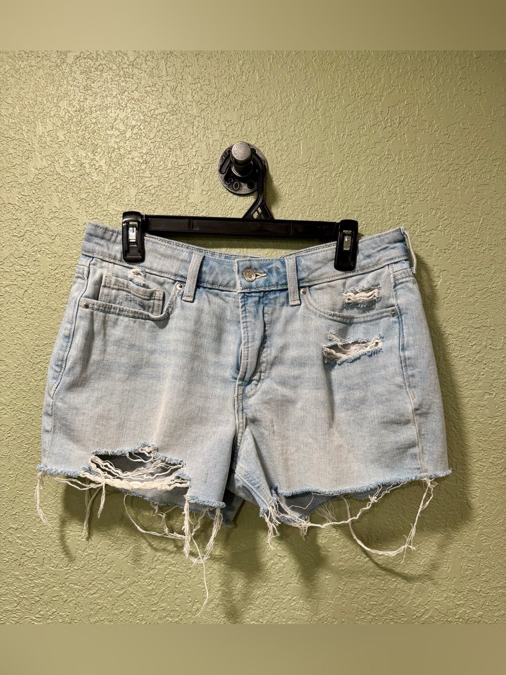 Old Navy Light Blue Distressed Cutoff Jean Shorts size 6